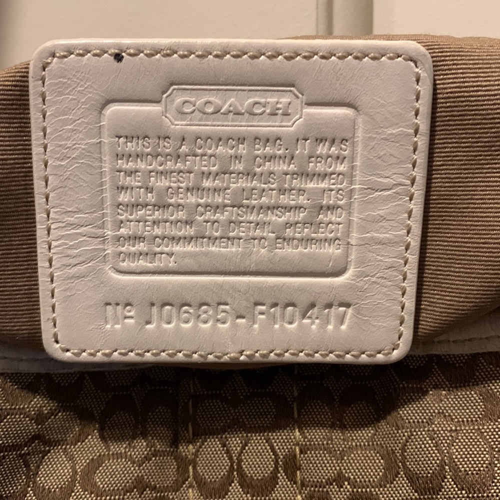 Coach Purse - Picture 4 of 5